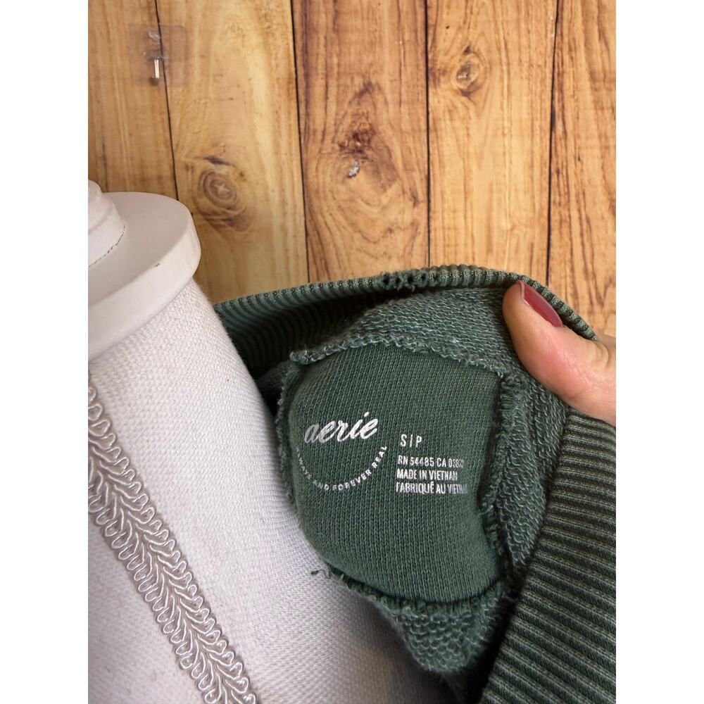 Aerie Oversize V Neck Sweatshirt Exposed Seams Some Distressing Green Wash S - Picture 7 of 7